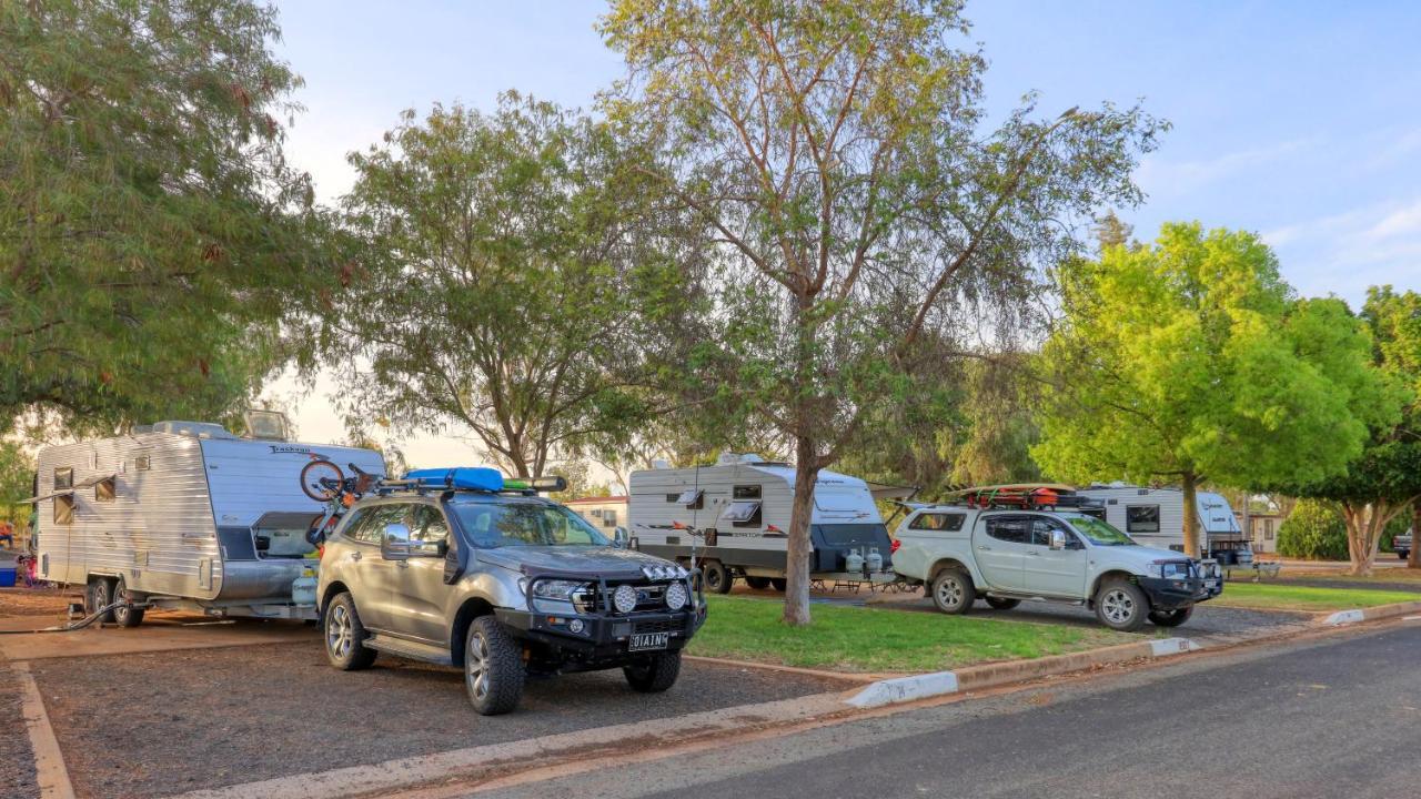 Cobar Caravan Park Hotel