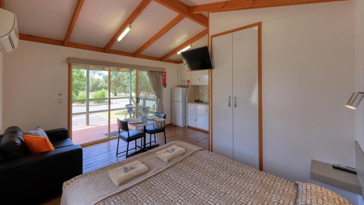 Cobar Caravan Park 3* Cobar